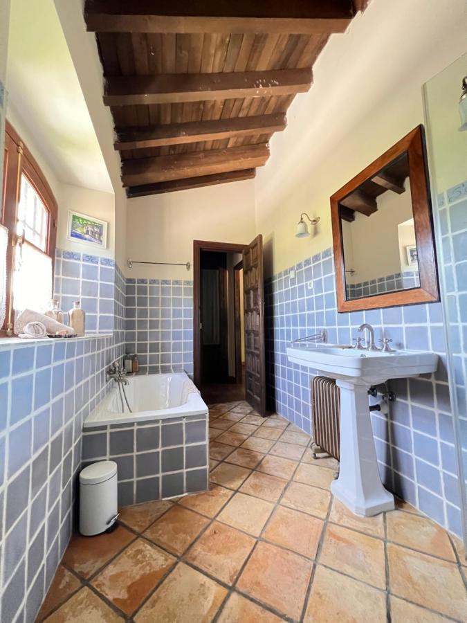 Posada Rural LA RESINERA La Adrada Exterior foto